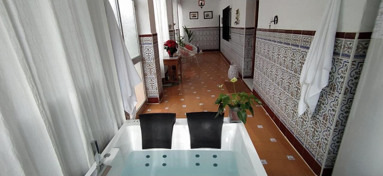 Lightbooking Chiclana Jacuzzi Y Piscina Privada Chiclana de la Frontera Exterior photo